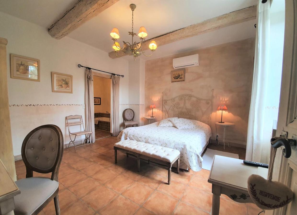 Cote Provence Hotel Le Thor Exterior photo