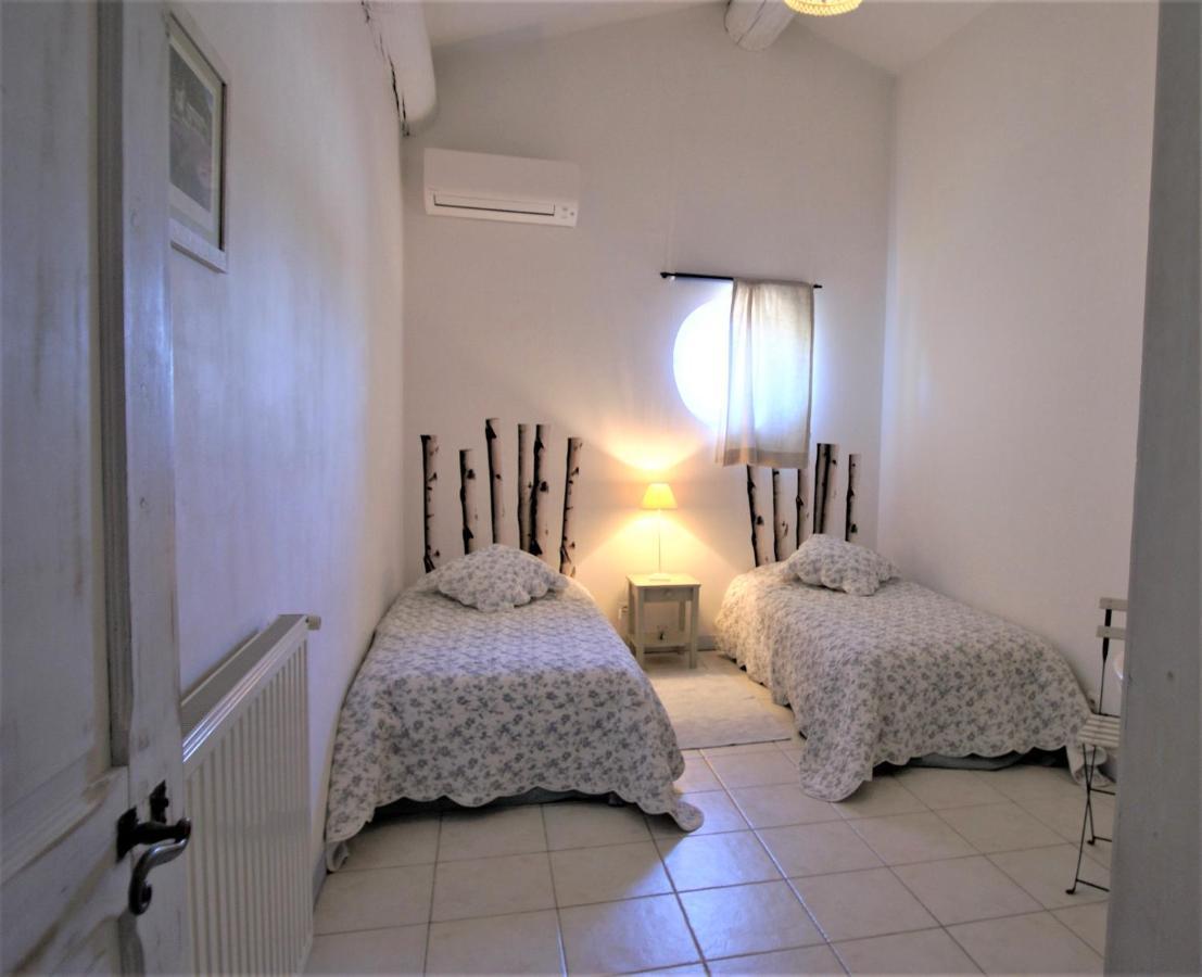 Cote Provence Hotel Le Thor Exterior photo