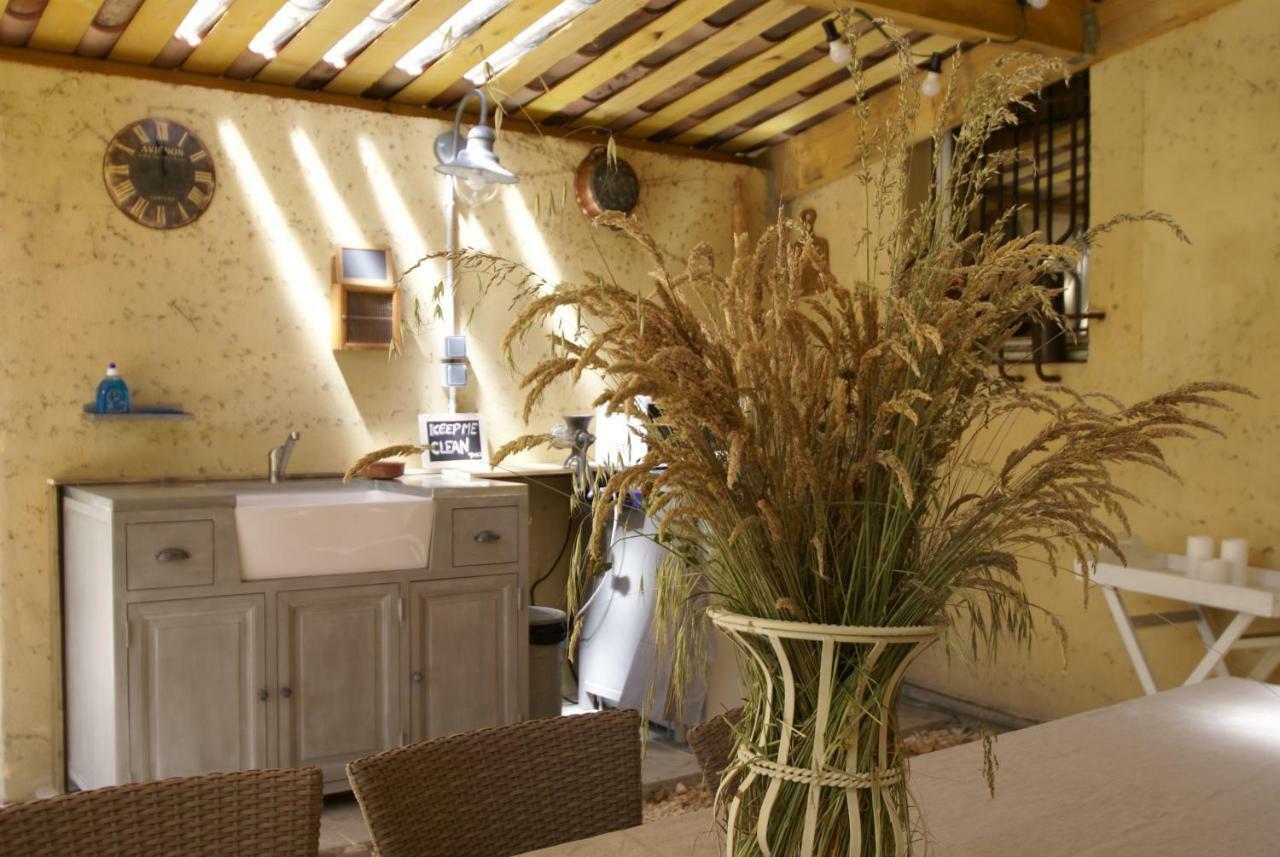 Cote Provence Hotel Le Thor Exterior photo