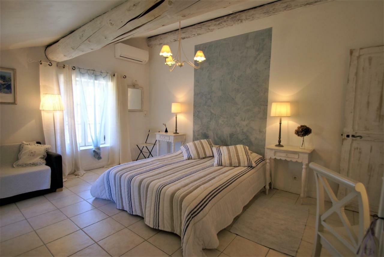 Cote Provence Hotel Le Thor Exterior photo